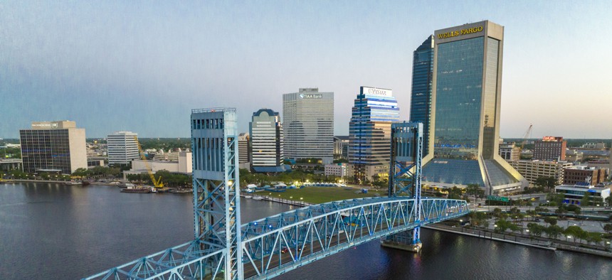 Skyline view of Jacksonville with John Alsop Bridge. 